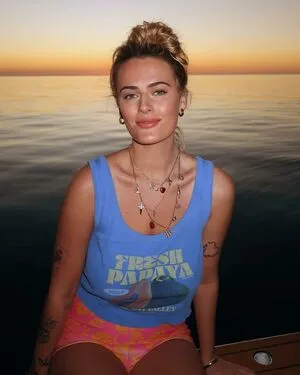 Coffey Sisters OnlyFans Leaked Free Thumbnail Picture - #OTUeKubijW