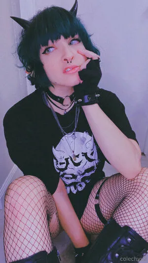 Colechyv2 OnlyFans Leaked Free Thumbnail Picture - #2WOzkq3kWh