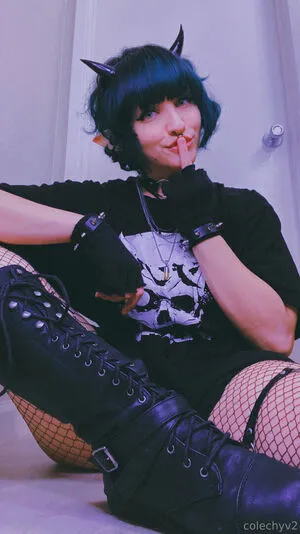 Colechyv2 OnlyFans Leaked Free Thumbnail Picture - #4b7inWBHN0