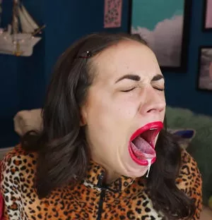 Colleen Ballinger OnlyFans Leaked Free Thumbnail Picture - #aWvXz1ZDJ3