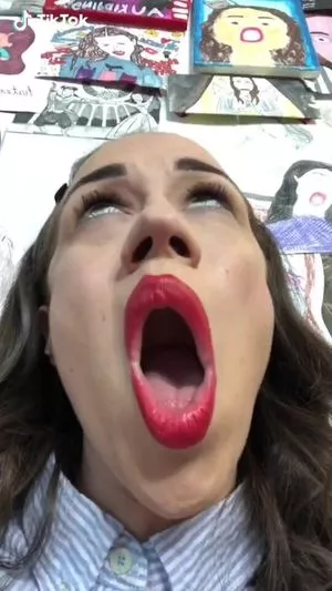 Colleen Ballinger OnlyFans Leaked Free Thumbnail Picture - #fBBk01Mmxz