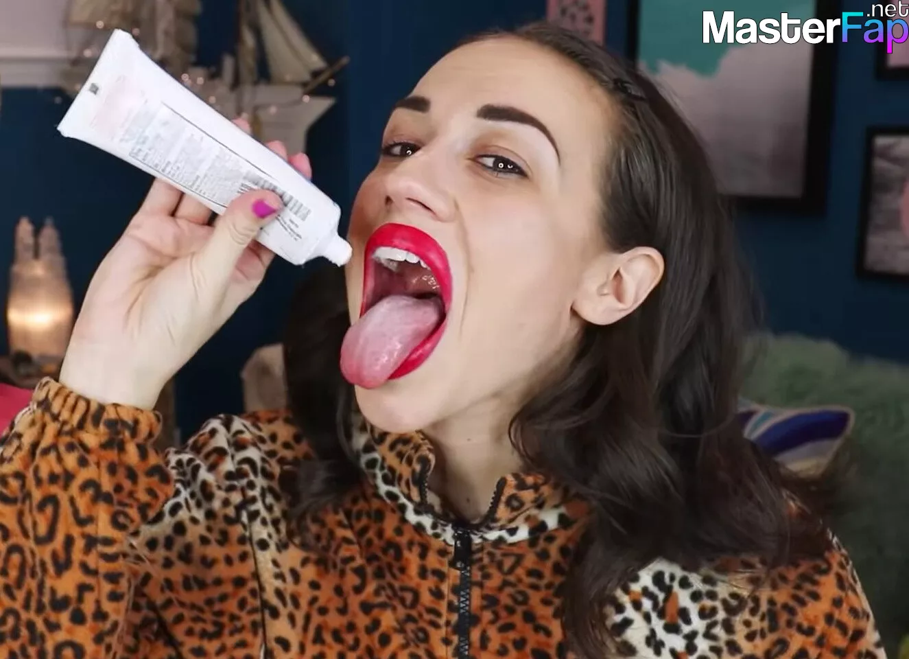 Colleen ballinger onesie