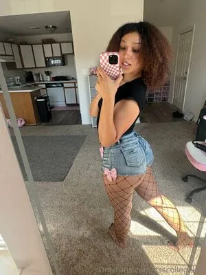 College Kiki OnlyFans Leaked Free Thumbnail Picture - #KIxOMJivdF