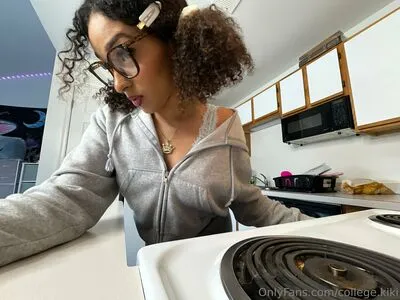 College Kiki OnlyFans Leaked Free Thumbnail Picture - #WCmiuGGnRW