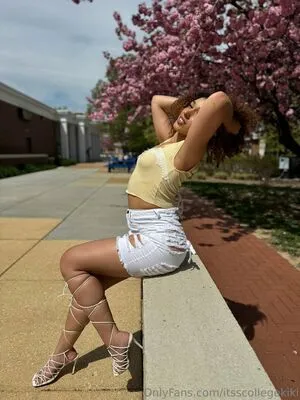 College Kiki OnlyFans Leaked Free Thumbnail Picture - #ul18jrbJI5