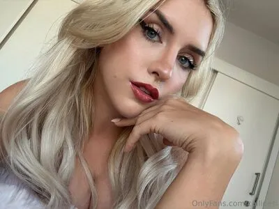 Collieesi OnlyFans Leaked Free Thumbnail Picture - #5Bkez6FO4Z