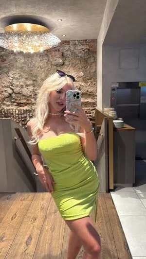 Collieesi OnlyFans Leaked Free Thumbnail Picture - #mK8KzTP3LL