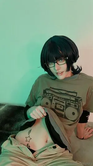 Comely Cos OnlyFans Leaked Free Thumbnail Picture - #ieOuuugySd