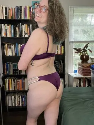 Comfy Karen OnlyFans Leaked Free Thumbnail Picture - #2QlSughHuq