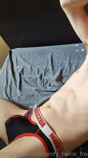 Comfy Twink Free OnlyFans Leaked Free Thumbnail Picture - #khkelBN38E