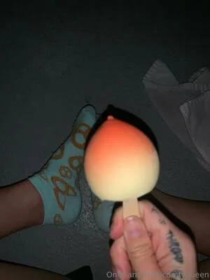 Comfyqueen OnlyFans Leaked Free Thumbnail Picture - #0LAF0RDFNG