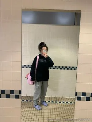 Comfyqueen OnlyFans Leaked Free Thumbnail Picture - #43SesipOxS