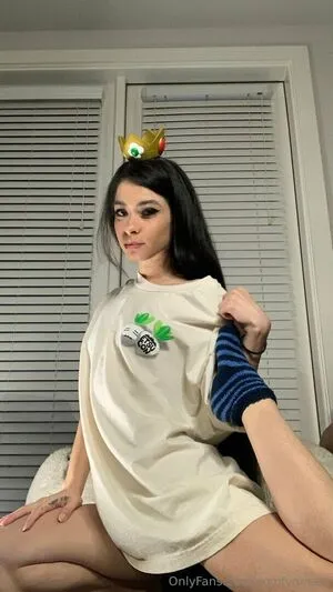 Comfyqueen OnlyFans Leaked Free Thumbnail Picture - #BlR7784R8T