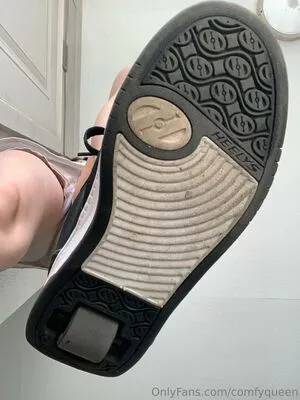 Comfyqueen OnlyFans Leaked Free Thumbnail Picture - #gKGhm370P4
