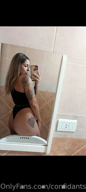 Confidantsarah OnlyFans Leaked Free Thumbnail Picture - #B1I1z9N5Zn