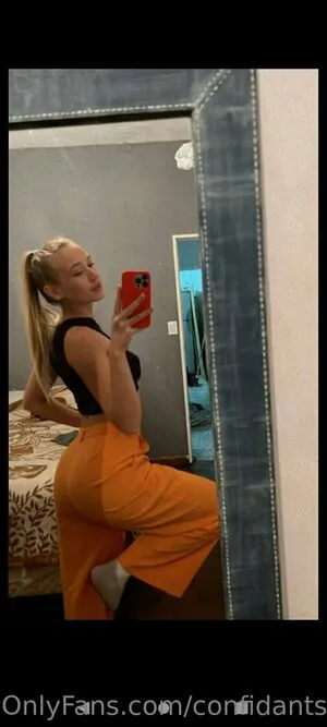 Confidantsarah OnlyFans Leaked Free Thumbnail Picture - #HA88GrlnLi