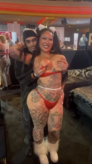 Connie Perignon OnlyFans Leaked Free Thumbnail Picture - #6DbE817uko