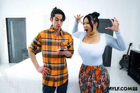 Connie Perignon OnlyFans Leaked Free Thumbnail Picture - #dVtuTsjqqM