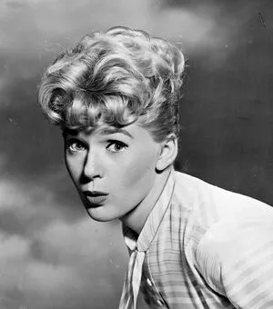 Connie Stevens OnlyFans Leaked Free Thumbnail Picture - #KH8pxvNVVG
