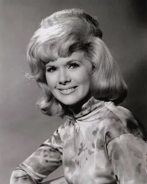 Connie Stevens OnlyFans Leaked Free Thumbnail Picture - #SLqACJq8k4