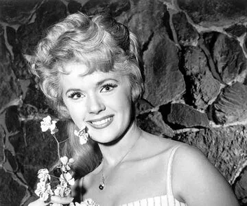 Connie Stevens OnlyFans Leaked Free Thumbnail Picture - #bhb2kO2YdS