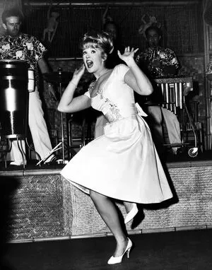 Connie Stevens OnlyFans Leaked Free Thumbnail Picture - #q4Ho6XZgM2