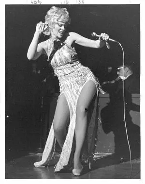 Connie Stevens OnlyFans Leaked Free Thumbnail Picture - #vQ4KV16XOj