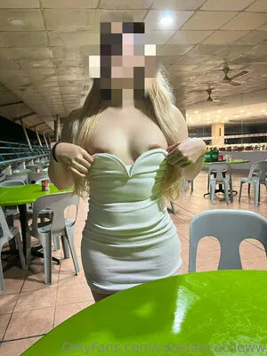 Constancecheww OnlyFans Leaked Free Thumbnail Picture - #JfcG8xQOUm