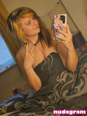 Constanceflame OnlyFans Leaked Free Thumbnail Picture - #iTj4tzSy92