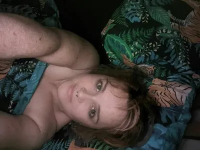 Constanceflame OnlyFans Leaked Free Thumbnail Picture - #p7XdFAbXMx