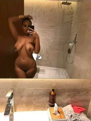 Contentlouiselondonx OnlyFans Leaked Free Thumbnail Picture - #2tWtuXDktf