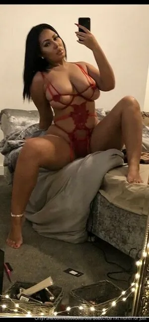 Contentlouiselondonx OnlyFans Leaked Free Thumbnail Picture - #AWfoqqwWxl