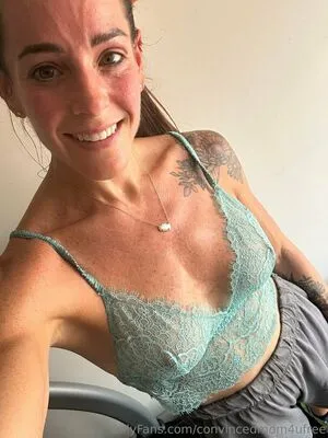 Convincedmom4ufree OnlyFans Leaked Free Thumbnail Picture - #I9BYQejdhd