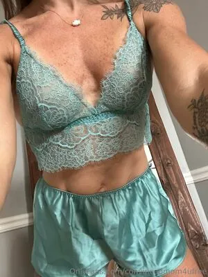Convincedmom4ufree OnlyFans Leaked Free Thumbnail Picture - #hA61e5jd0o