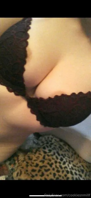 Cookiesnmillf OnlyFans Leaked Free Thumbnail Picture - #V1QLpnBgxL