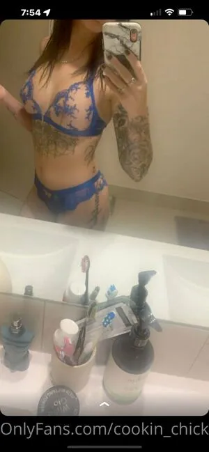 Cookin Chicken OnlyFans Leaked Free Thumbnail Picture - #FDdJ6Ohxtn