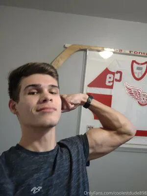 Coolestdude898 OnlyFans Leaked Free Thumbnail Picture - #9zPEnmmyWw