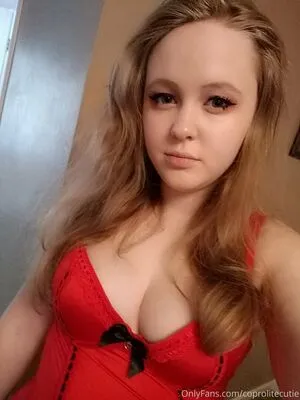 Coprolitecutie OnlyFans Leaked Free Thumbnail Picture - #WbjDCO1leg