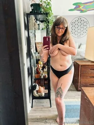 Coralreefer420 OnlyFans Leaked Free Thumbnail Picture - #qOHfaP32xZ