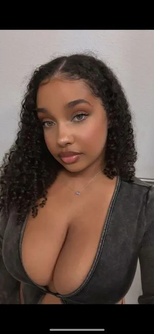 Corie Rayvon OnlyFans Leaked Free Thumbnail Picture - #W7dXFV5Eij