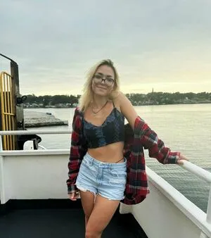 Corinne Sophie OnlyFans Leaked Free Thumbnail Picture - #Twsf8ARpwi