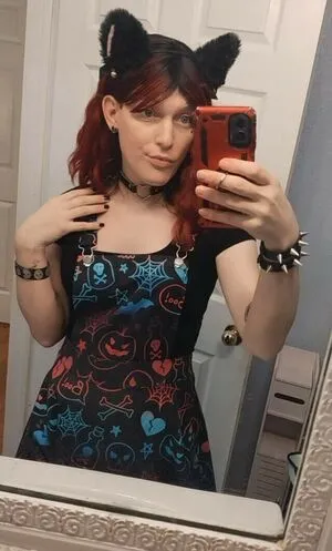 Corpsegirl Uwu OnlyFans Leaked Free Thumbnail Picture - #WHHW4SNRIn