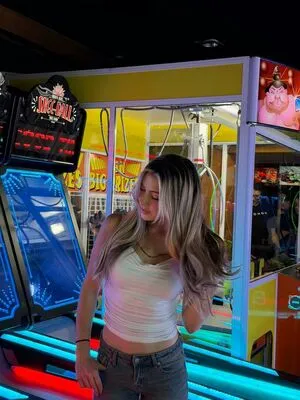 Cortney Gibson OnlyFans Leaked Free Thumbnail Picture - #MxTSWCFDx5