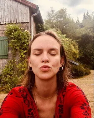 Cosima Viola OnlyFans Leaked Free Thumbnail Picture - #JNvzmP8v4e
