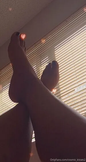 Cosmic Kisses2 OnlyFans Leaked Free Thumbnail Picture - #3qkqANnL36