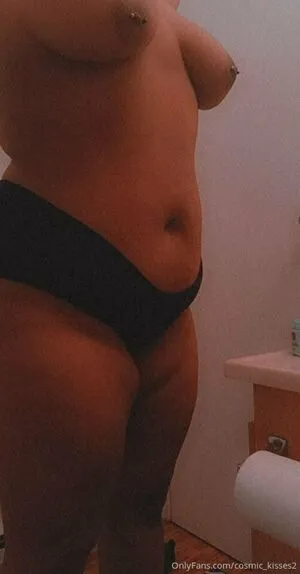 Cosmic Kisses2 OnlyFans Leaked Free Thumbnail Picture - #W92pzBHVs7