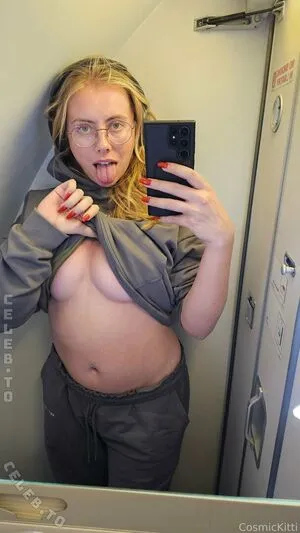 Cosmickitti OnlyFans Leaked Free Thumbnail Picture - #FNzTOrdEo3