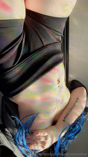 Cosmicmoonsfree OnlyFans Leaked Free Thumbnail Picture - #1SUDNIIboW