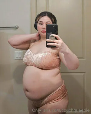 Couchqueenie OnlyFans Leaked Free Thumbnail Picture - #7INvH40bgE