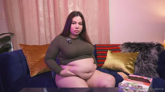 Couchqueenie OnlyFans Leaked Free Thumbnail Picture - #9bMEbnMFgo